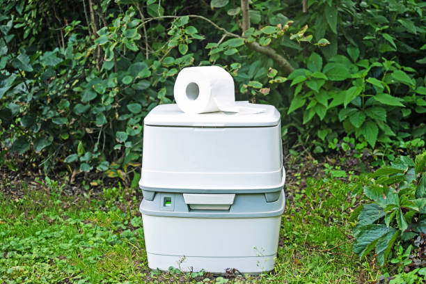 Best Portable toilet rental cost  in Laton, CA