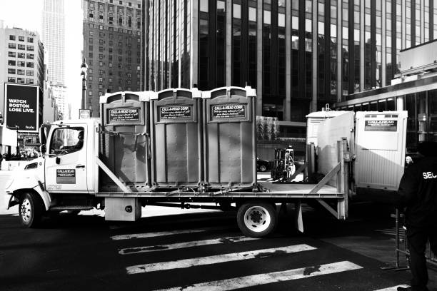 Best Affordable portable toilet rental  in Laton, CA